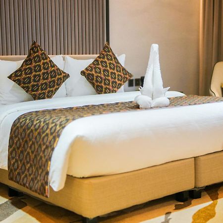 The Hotel Andrea Kota Cauayan Bagian luar foto