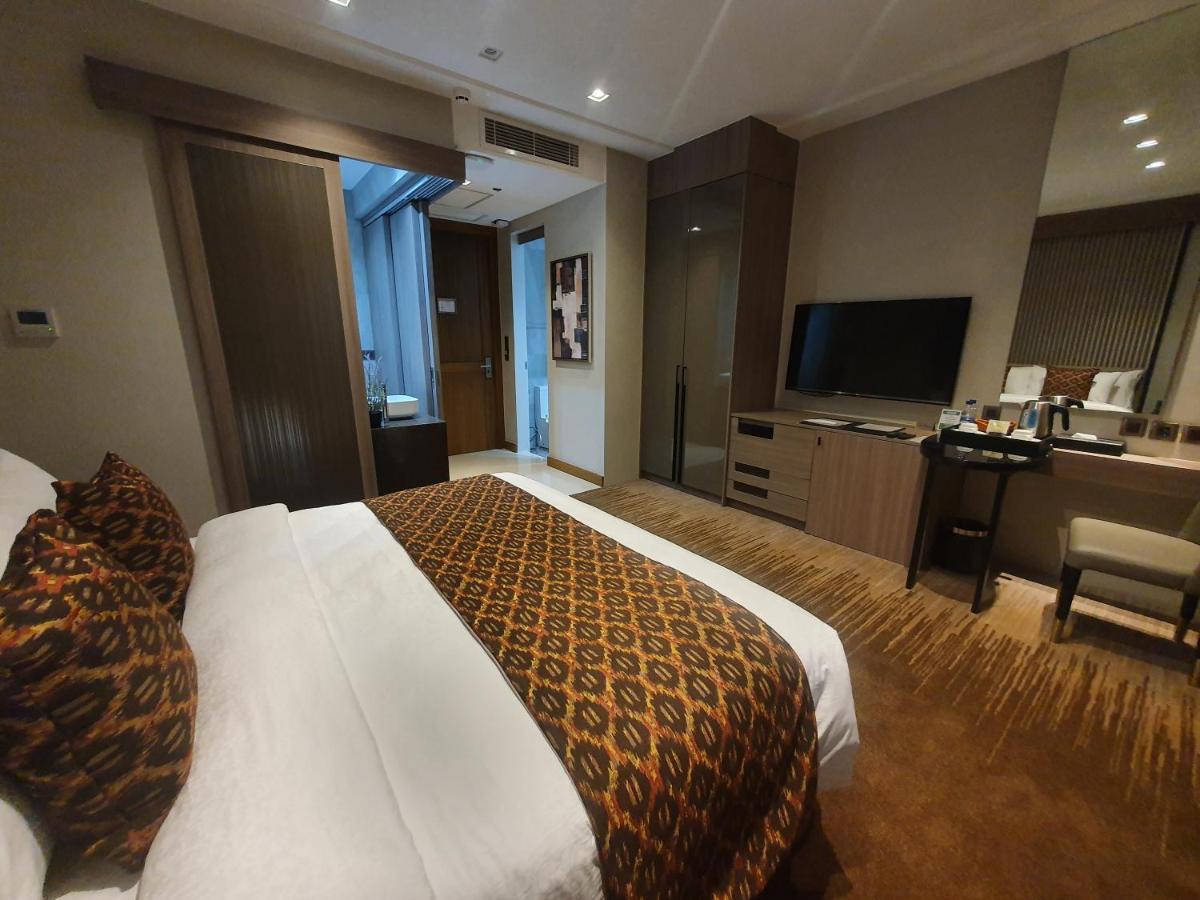 The Hotel Andrea Kota Cauayan Bagian luar foto