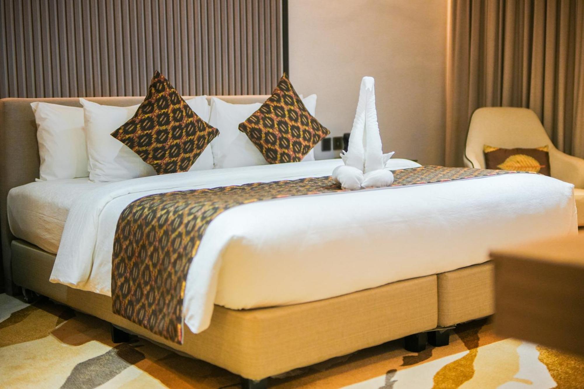 The Hotel Andrea Kota Cauayan Bagian luar foto