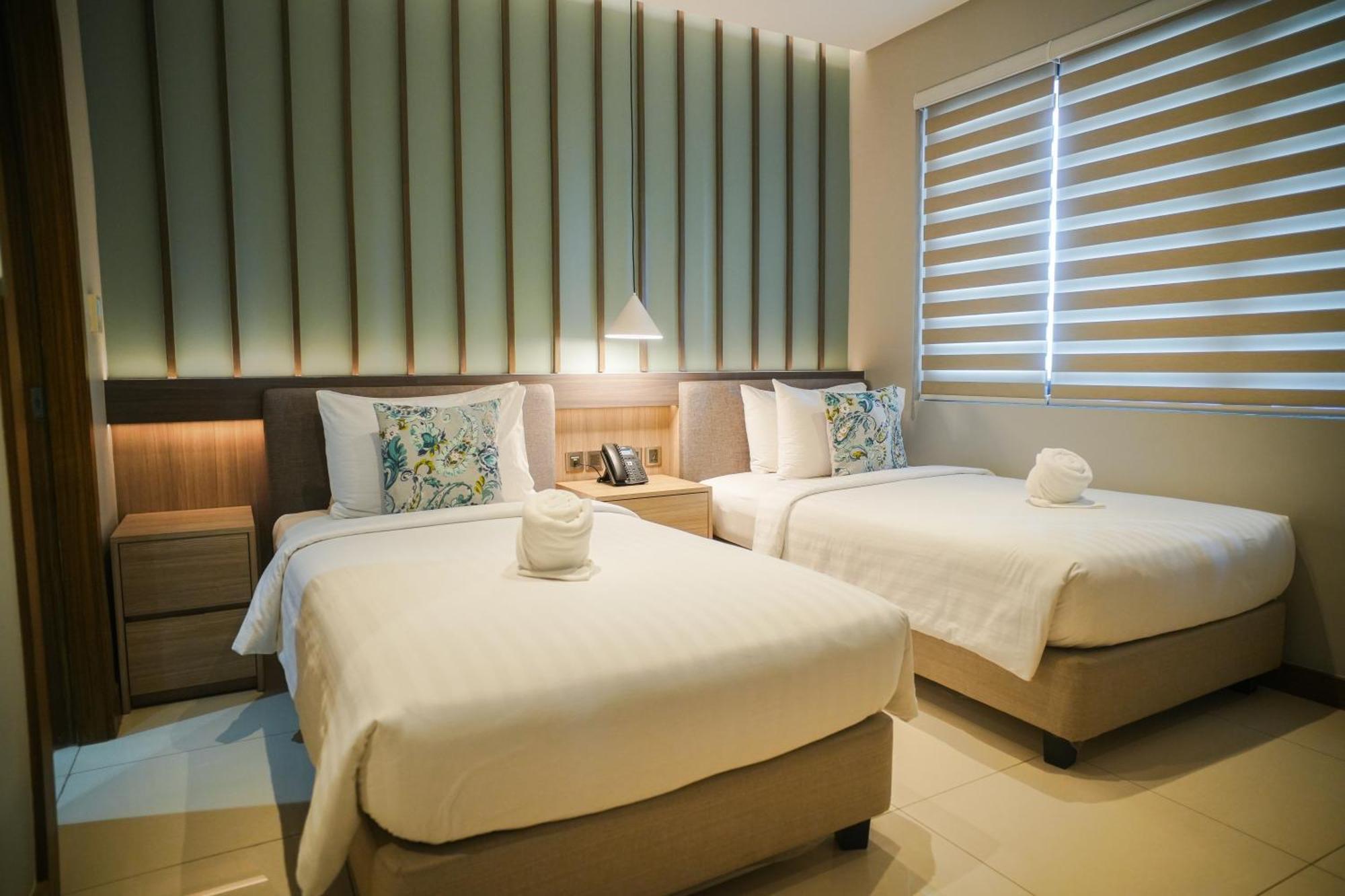 The Hotel Andrea Kota Cauayan Bagian luar foto