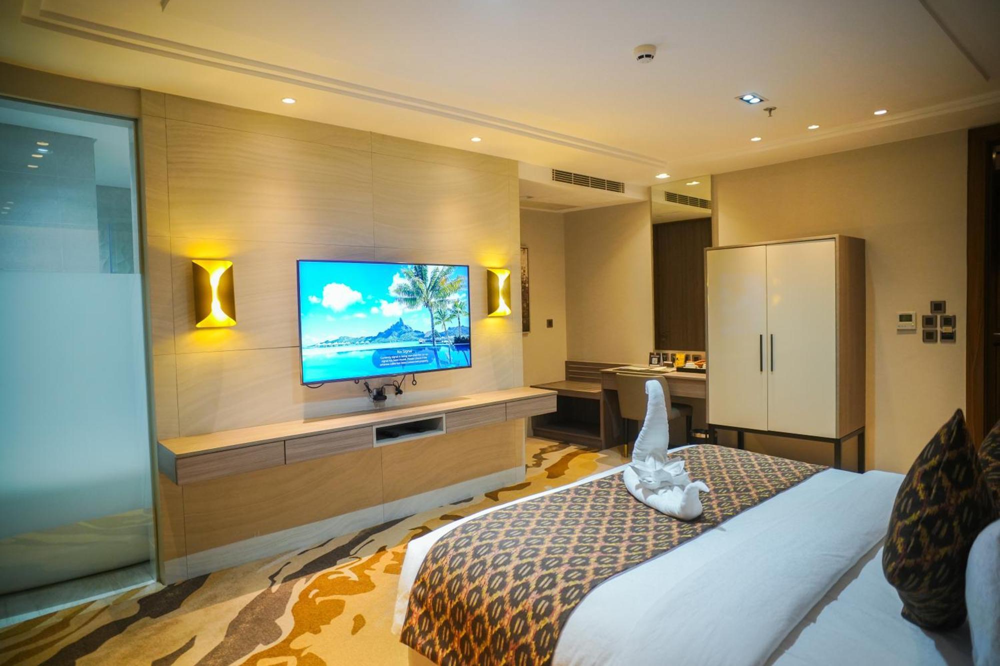 The Hotel Andrea Kota Cauayan Bagian luar foto