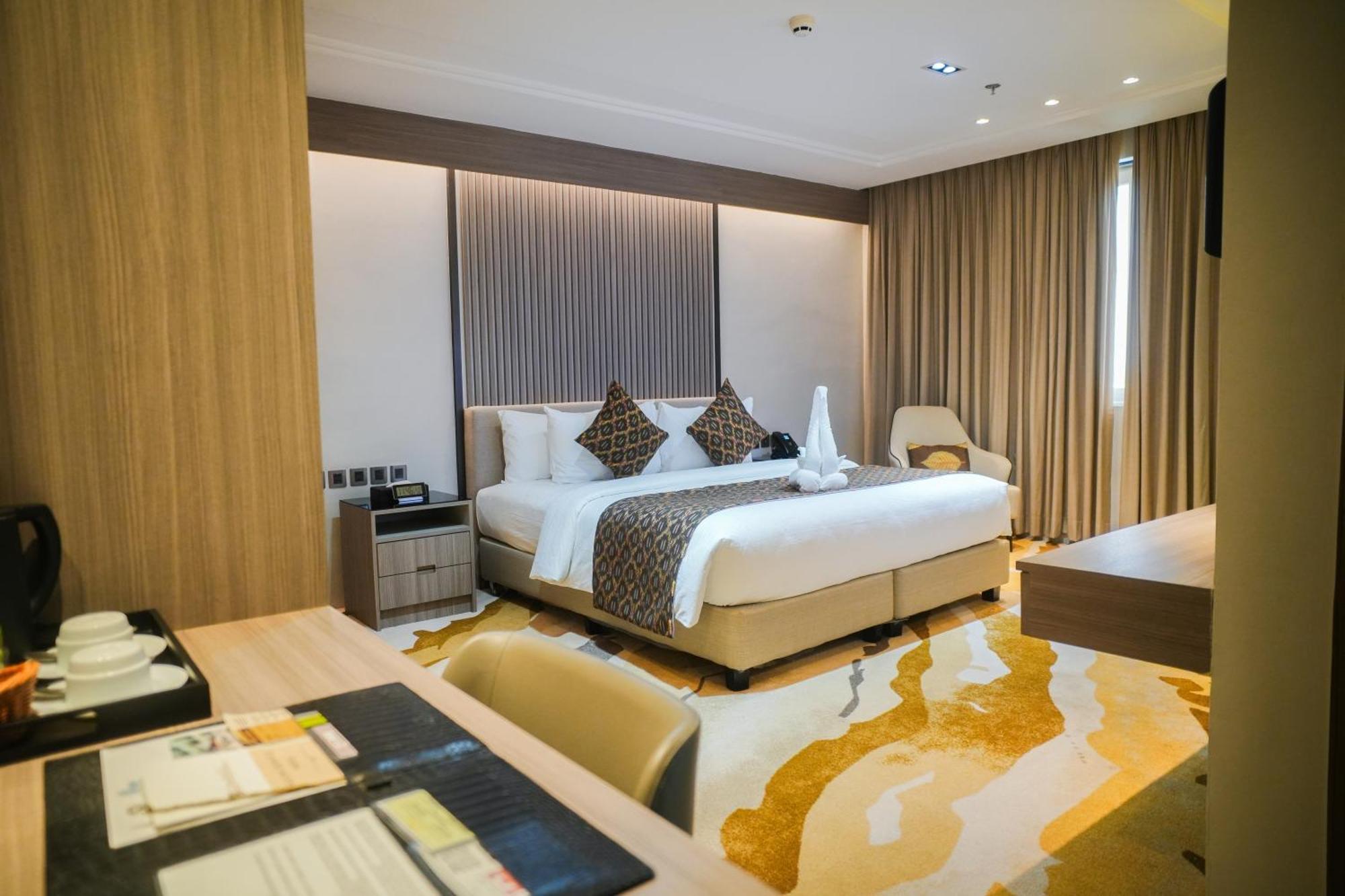 The Hotel Andrea Kota Cauayan Bagian luar foto